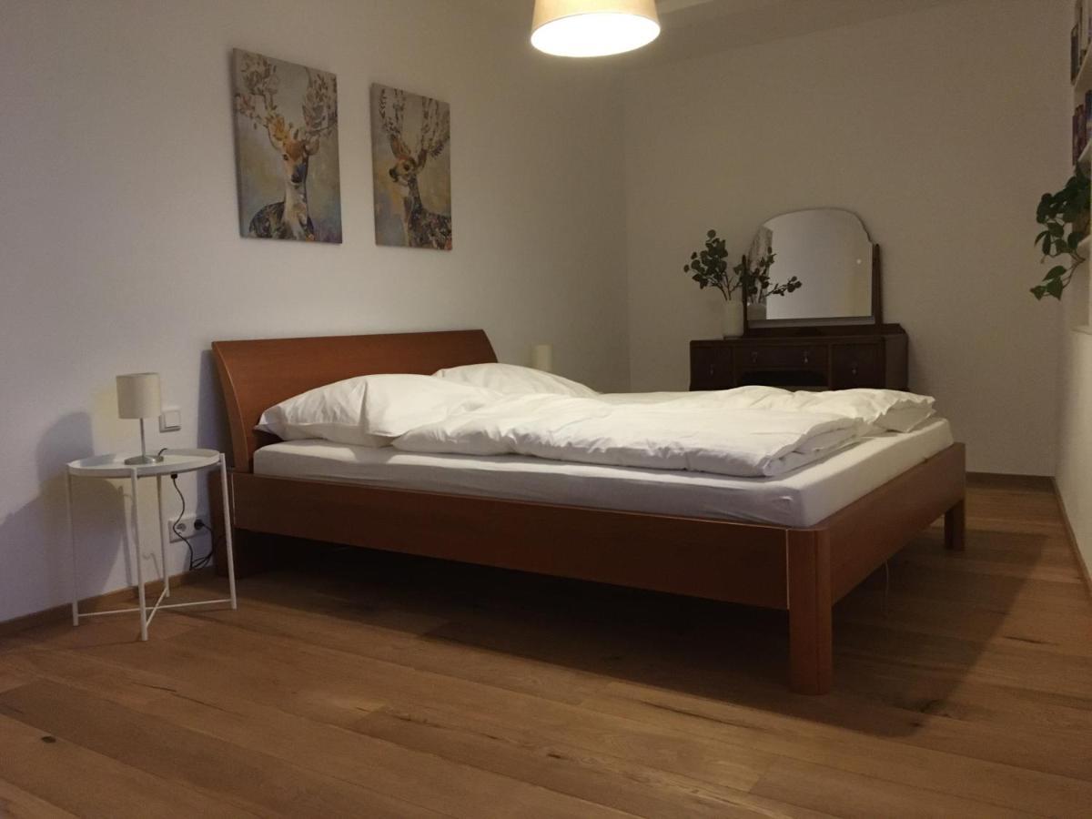 Ferienwohnung Rotes Haus Шнайтах Екстериор снимка