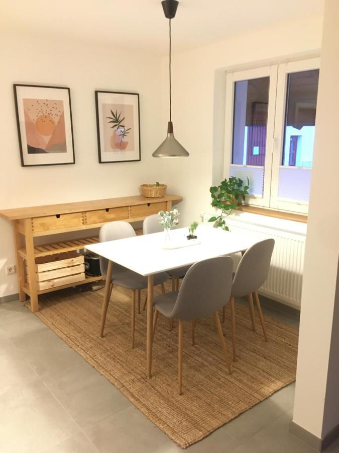 Ferienwohnung Rotes Haus Шнайтах Екстериор снимка